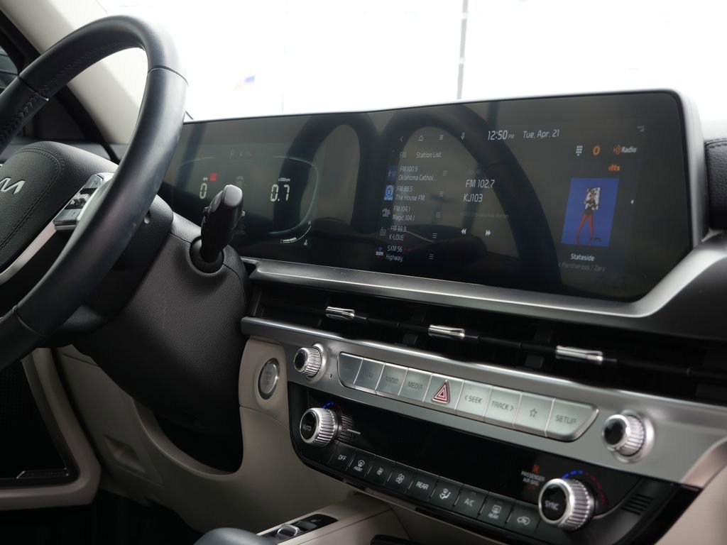 Used 2023 Kia Telluride S w/ S Sunroof Package FWD image 17