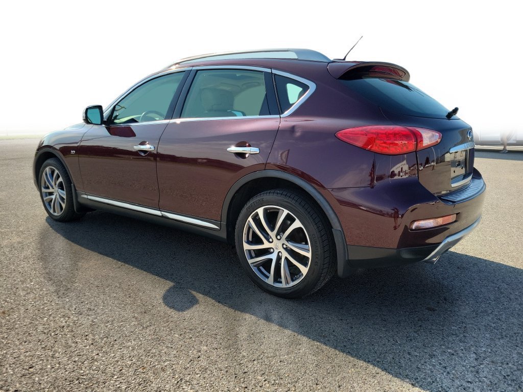 Used 2017 INFINITI QX50 AWD w/ Deluxe Touring Package image 3