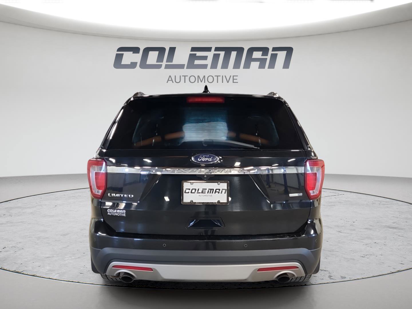 Used 2017 Ford Explorer Limited w/ Equipment Group 303A image 4