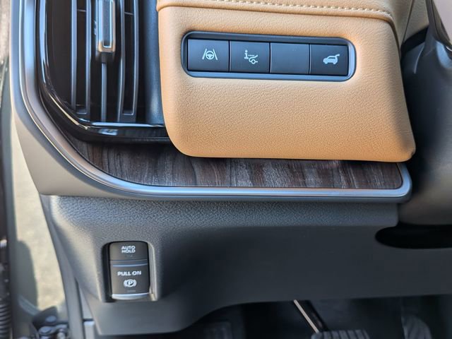 New 2026 Nissan Armada Platinum Reserve image 17