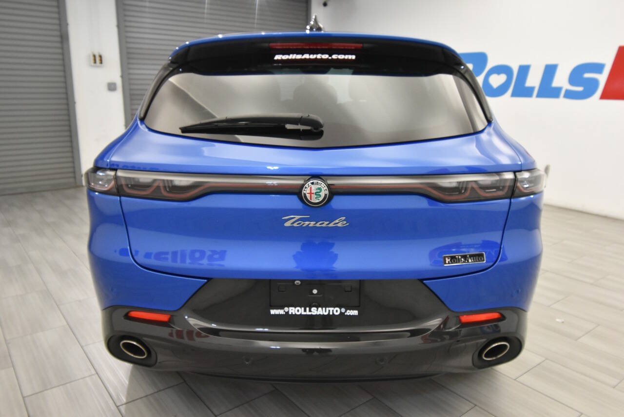 Used 2024 Alfa Romeo Tonale Veloce AWD/4WD image 4