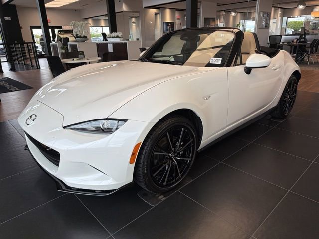 New 2026 MAZDA MX-5 Miata Grand Touring w/ Appearance Package RWD image 5