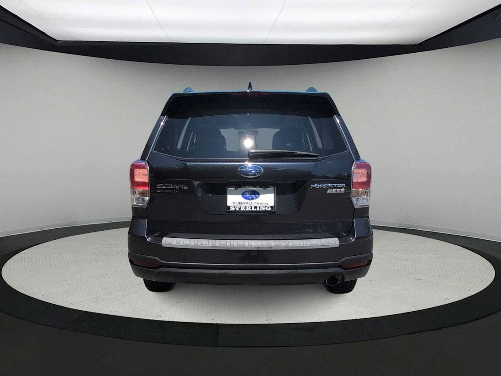 Used 2017 Subaru Forester 2.5i Limited AWD/4WD image 7