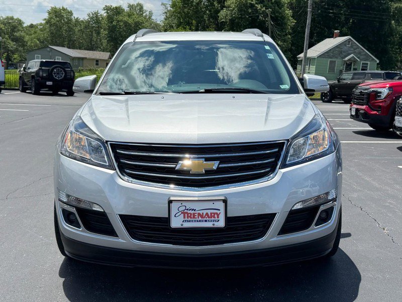 Used 2017 Chevrolet Traverse LT w/ Style and Technology Package FWD image 9