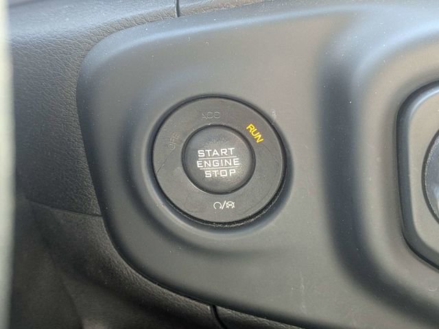 Used 2018 Jeep Wrangler Unlimited Sahara image 28