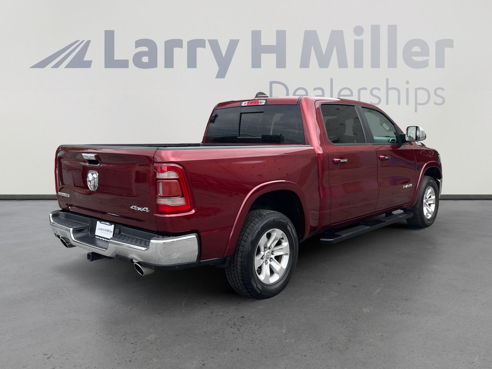 Used 2019 RAM 1500 Laramie image 5