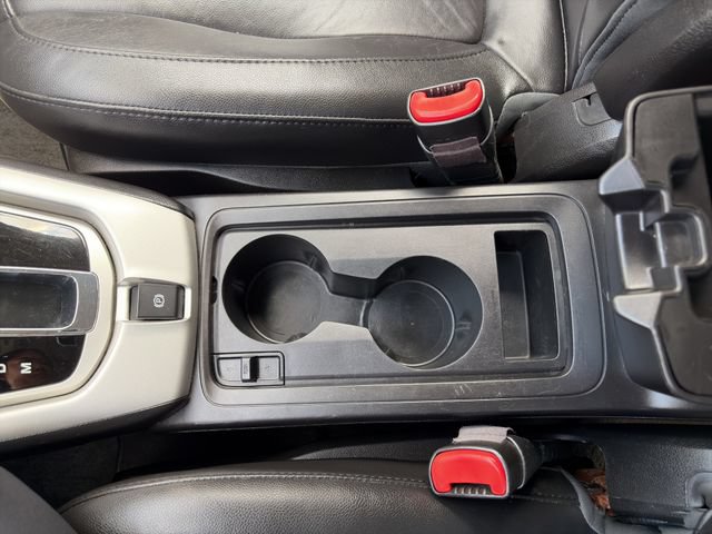 Used 2014 Chevrolet Captiva Sport LTZ FWD image 17