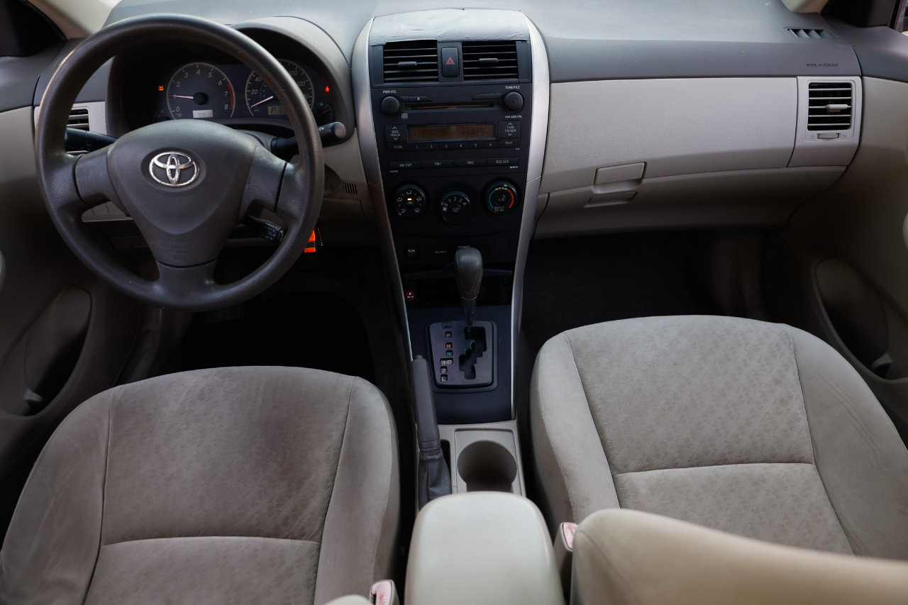 Used 2009 Toyota Corolla S image 2