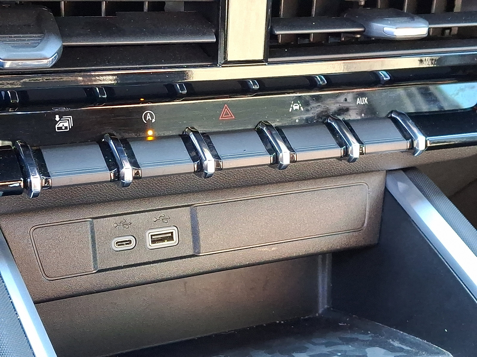 Certified 2023 Chevrolet Colorado Z71 w/ Z71 Convenience Package 2 image 16