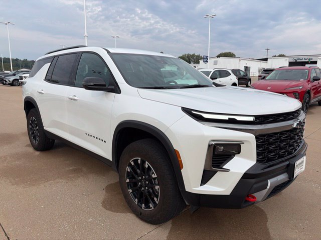Used 2025 Chevrolet Traverse Z71