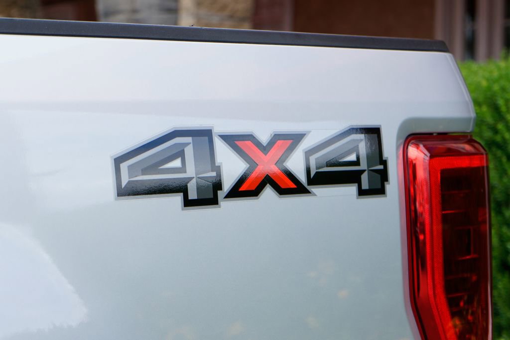 Used 2018 Ford F250 Lariat image 49