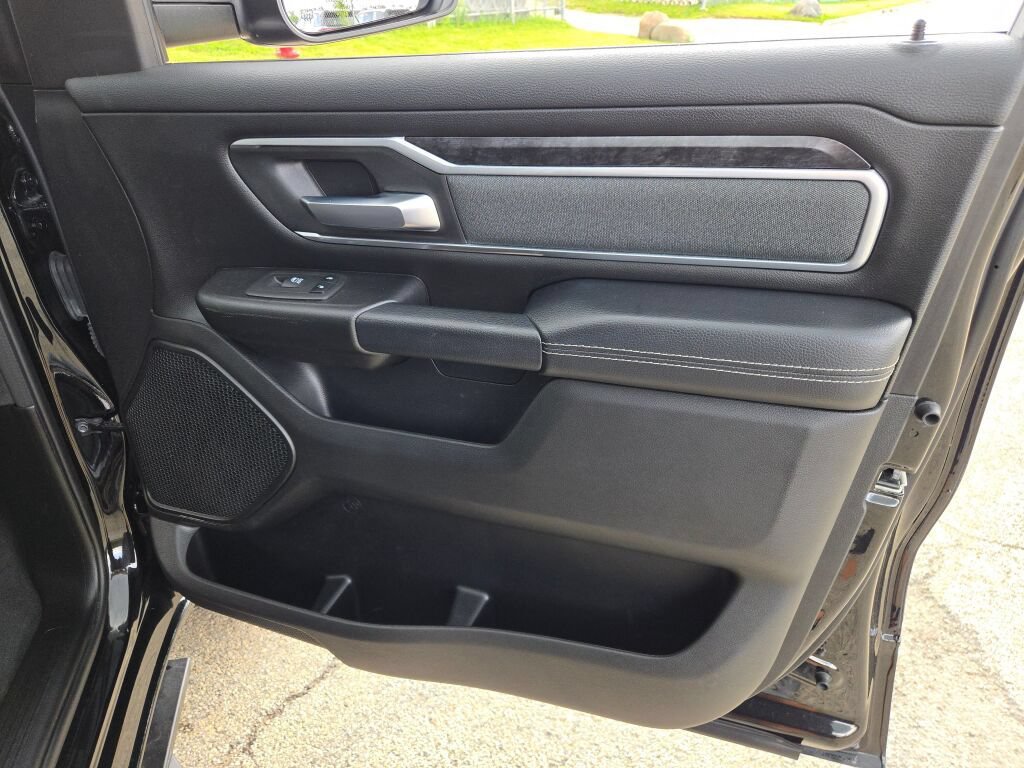 Certified 2022 RAM 1500 Big Horn AWD/4WD image 5