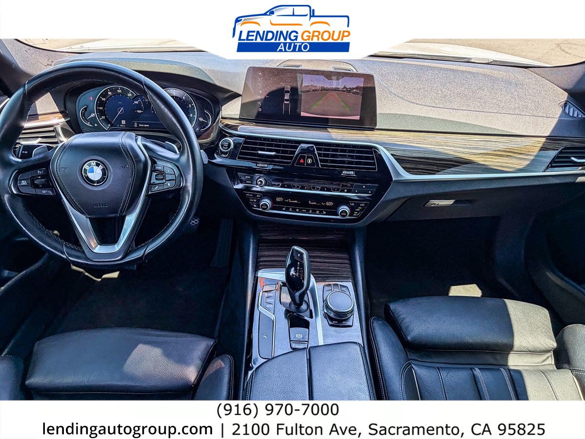Used 2019 BMW 530i w/ Convenience Package RWD image 11