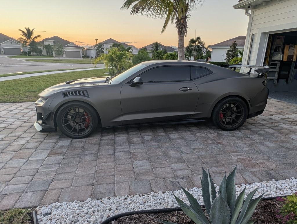 Used 2023 Chevrolet Camaro ZL1 RWD image 3