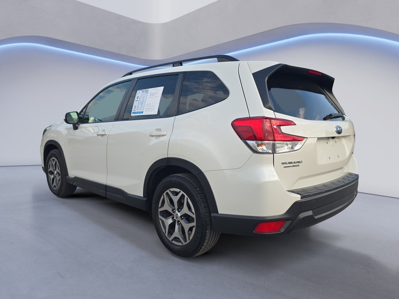 Used 2021 Subaru Forester Premium w/ Popular Package #1 AWD/4WD image 3