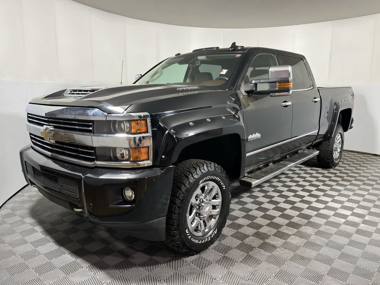 Used 2017 Chevrolet Silverado 3500 High Country w/ Duramax Plus Package AWD/4WD image 4