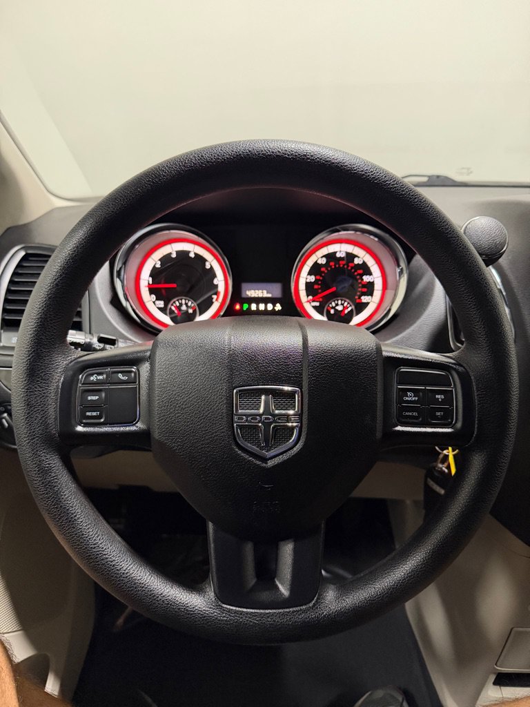 Used 2018 Dodge Grand Caravan SE w/ UConnect Hands-Free Group FWD image 16