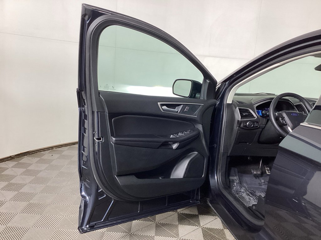 Used 2024 Ford Edge SEL w/ Convenience Package image 15
