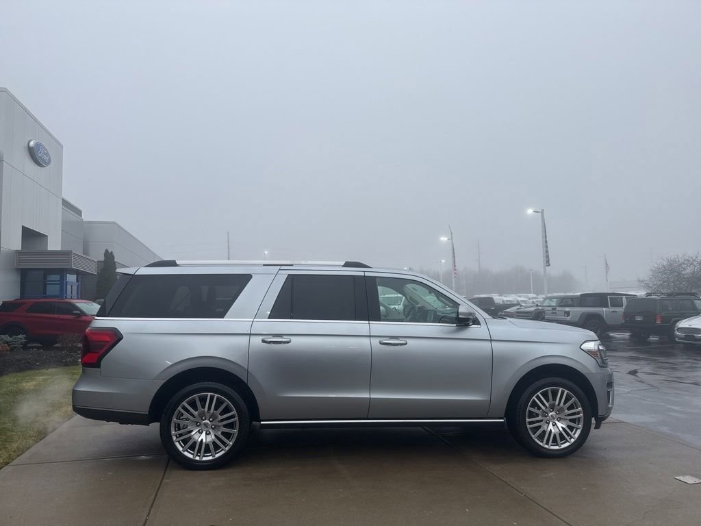 Used 2024 Ford Expedition Max Limited image 8