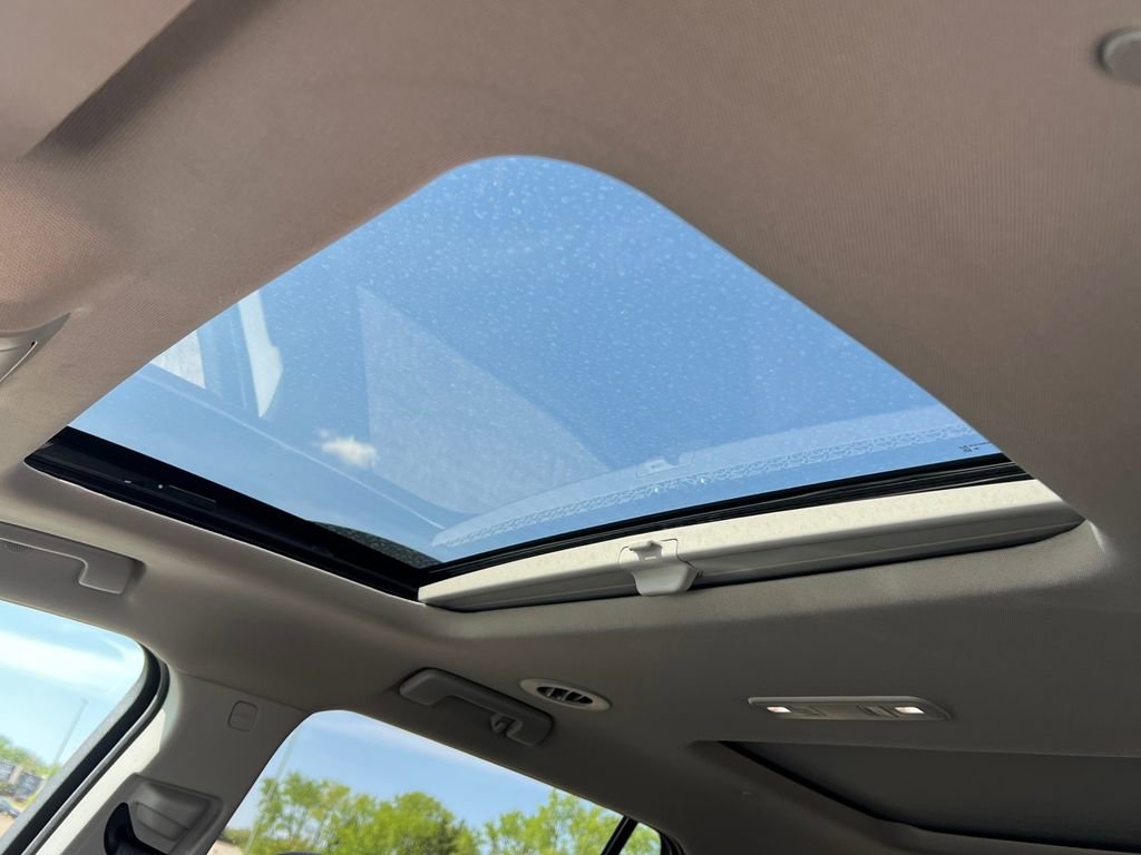 Certified 2023 GMC Acadia AT4 w/ Technology Package AWD/4WD image 12