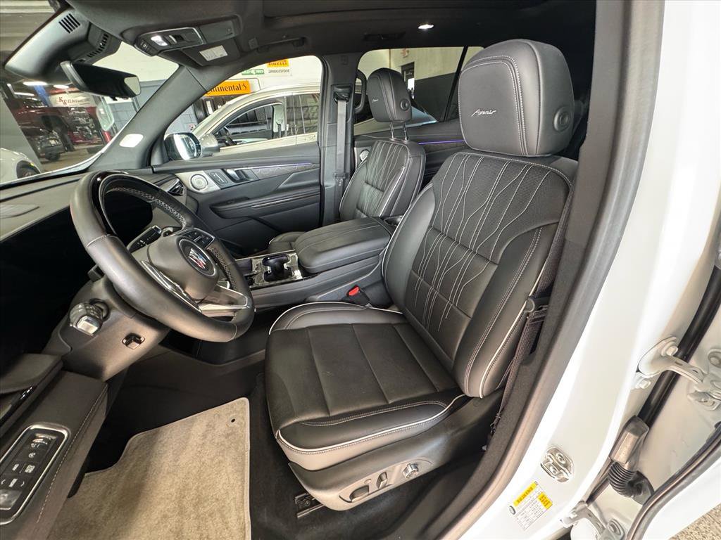 Used 2025 Buick Enclave Avenir w/ Super Cruise Package image 19
