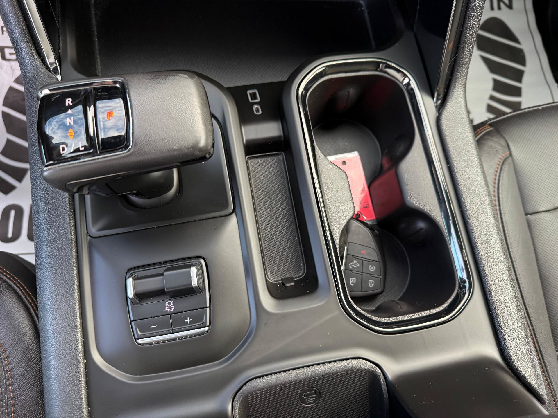 Certified 2022 GMC Sierra 1500 AT4 w/ AT4 Premium Package AWD/4WD image 20