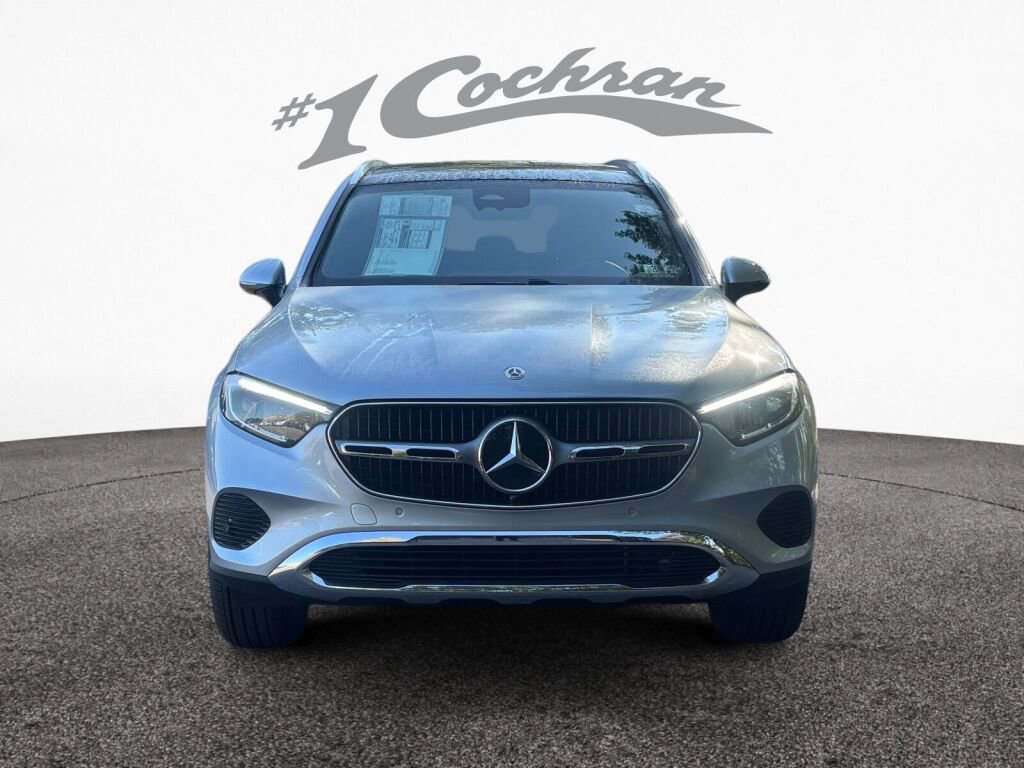 New 2025 Mercedes-Benz GLC 350e 4MATIC image 2