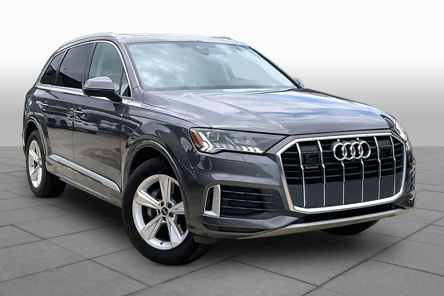 Used 2023 Audi Q7 2.0T Premium Plus w/ Premium Plus Package AWD/4WD image 3