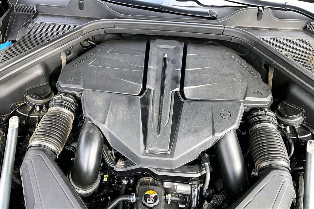 Used 2025 Genesis GV80 3.5T e-SC AWD/4WD image 32