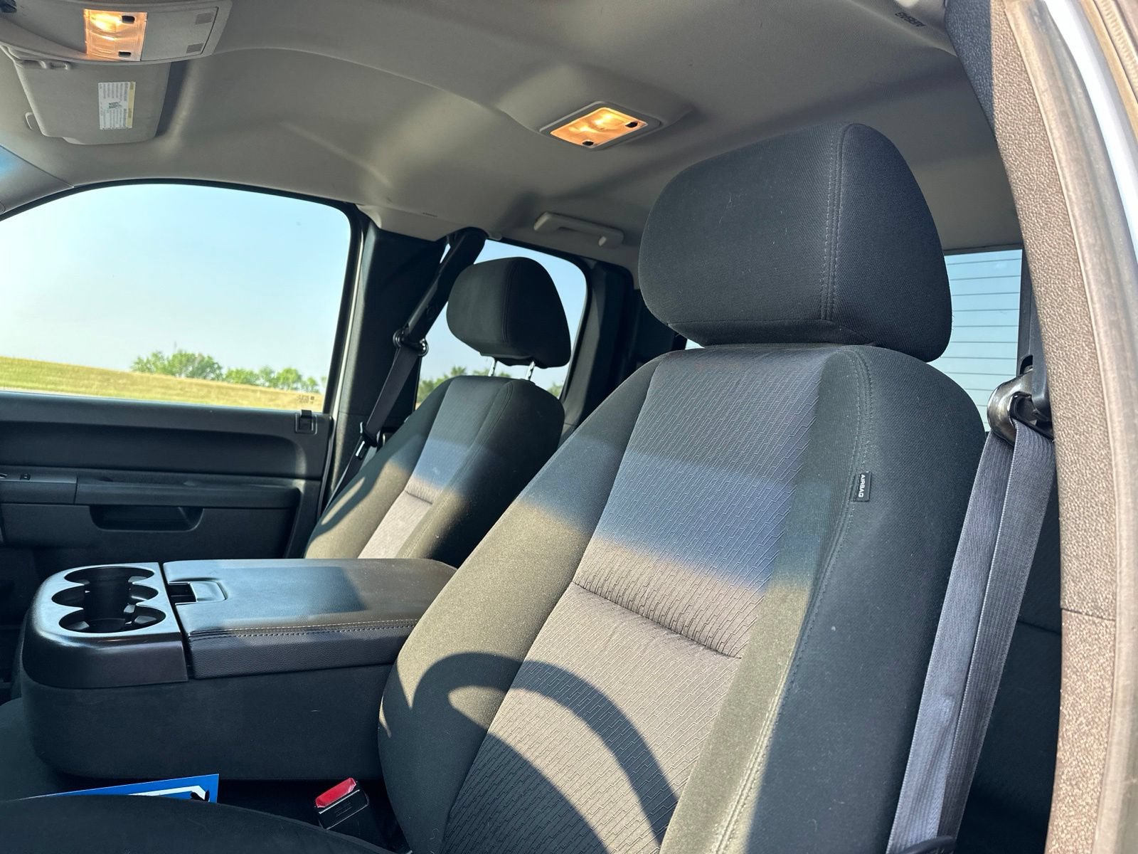 Used 2010 Chevrolet Silverado 1500 LT w/ Power Pack Plus AWD/4WD image 11