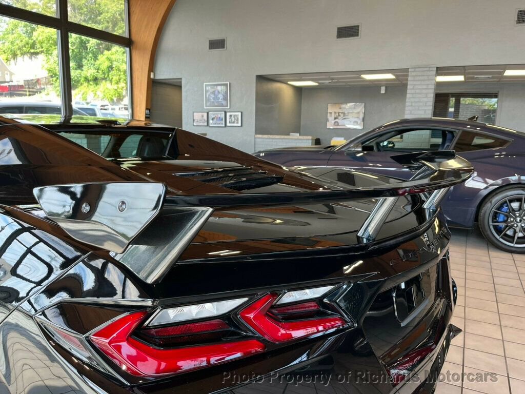Used 2023 Chevrolet Corvette Stingray Preferred Conv w/ Battery Protection Package image 9