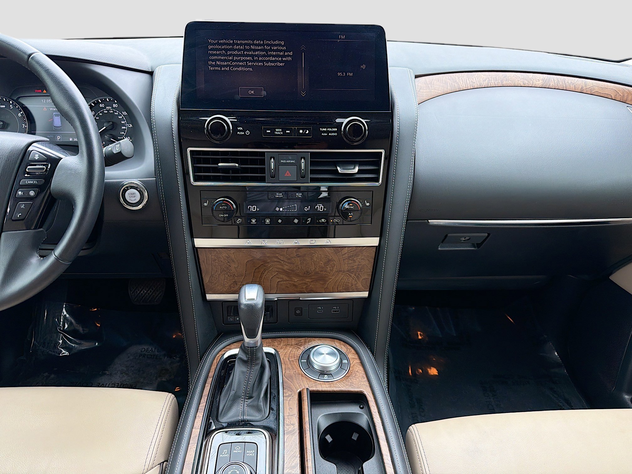 Used 2022 Nissan Armada SL image 18