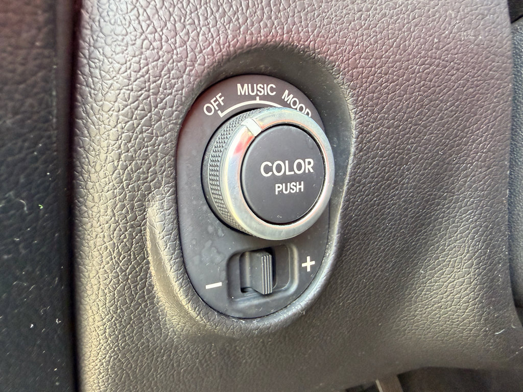 Used 2012 Kia Soul + w/ Audio Pkg FWD image 11