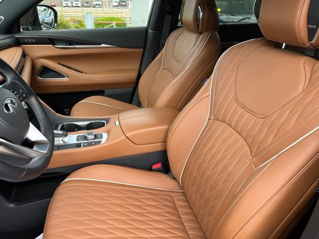 Used 2026 INFINITI QX60 Autograph w/ Dark Cargo Package AWD/4WD image 9