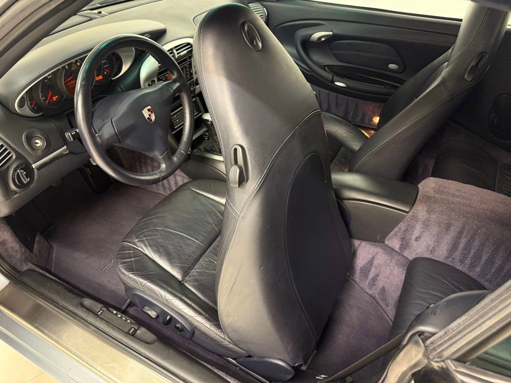 Used 2003 Porsche 911 Carrera 4 image 34
