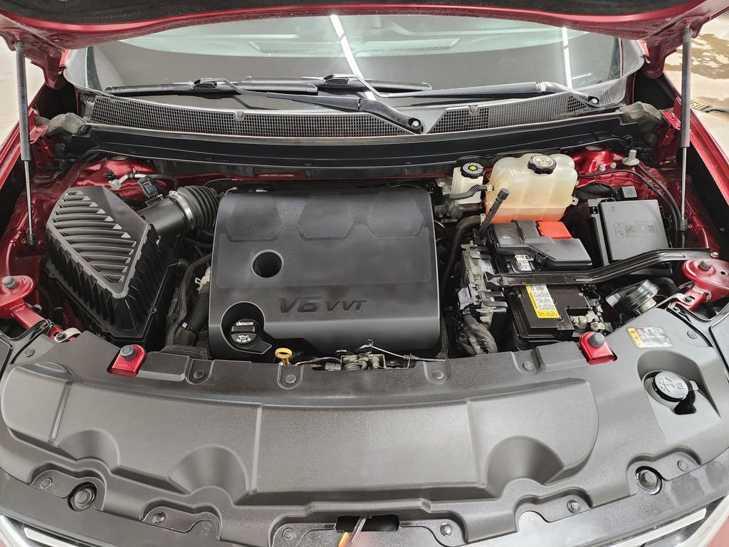 Used 2019 Chevrolet Traverse RS w/ LPO, Floor Liner Package image 39