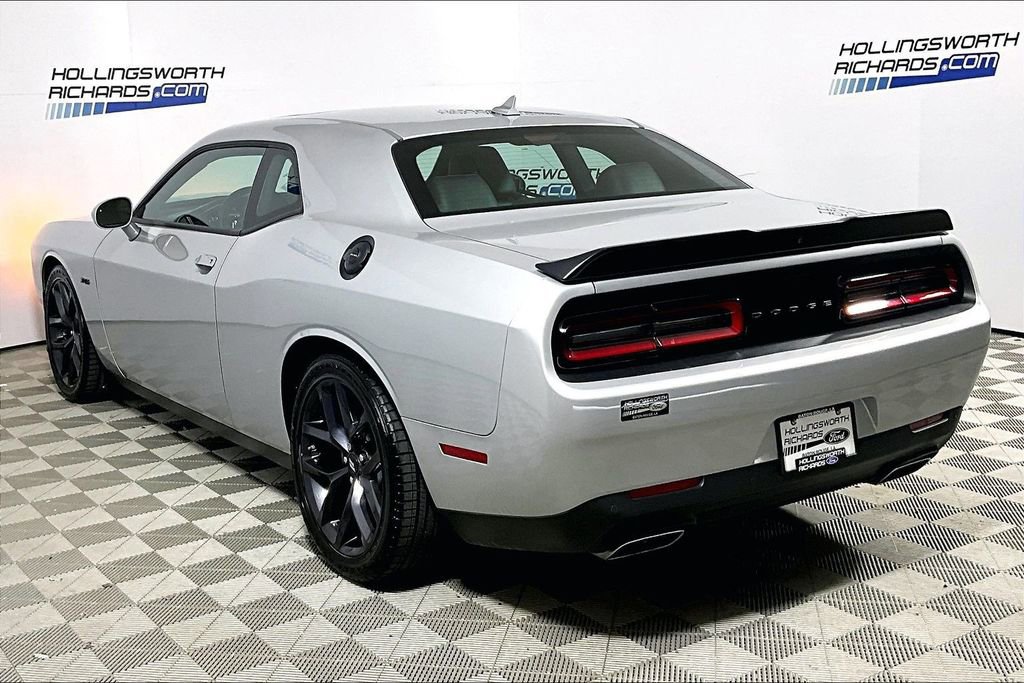 Used 2023 Dodge Challenger R/T w/ Plus Package image 8