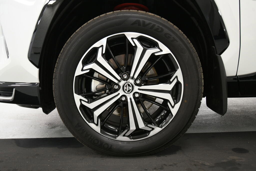 Used 2022 Toyota RAV4 XSE image 12