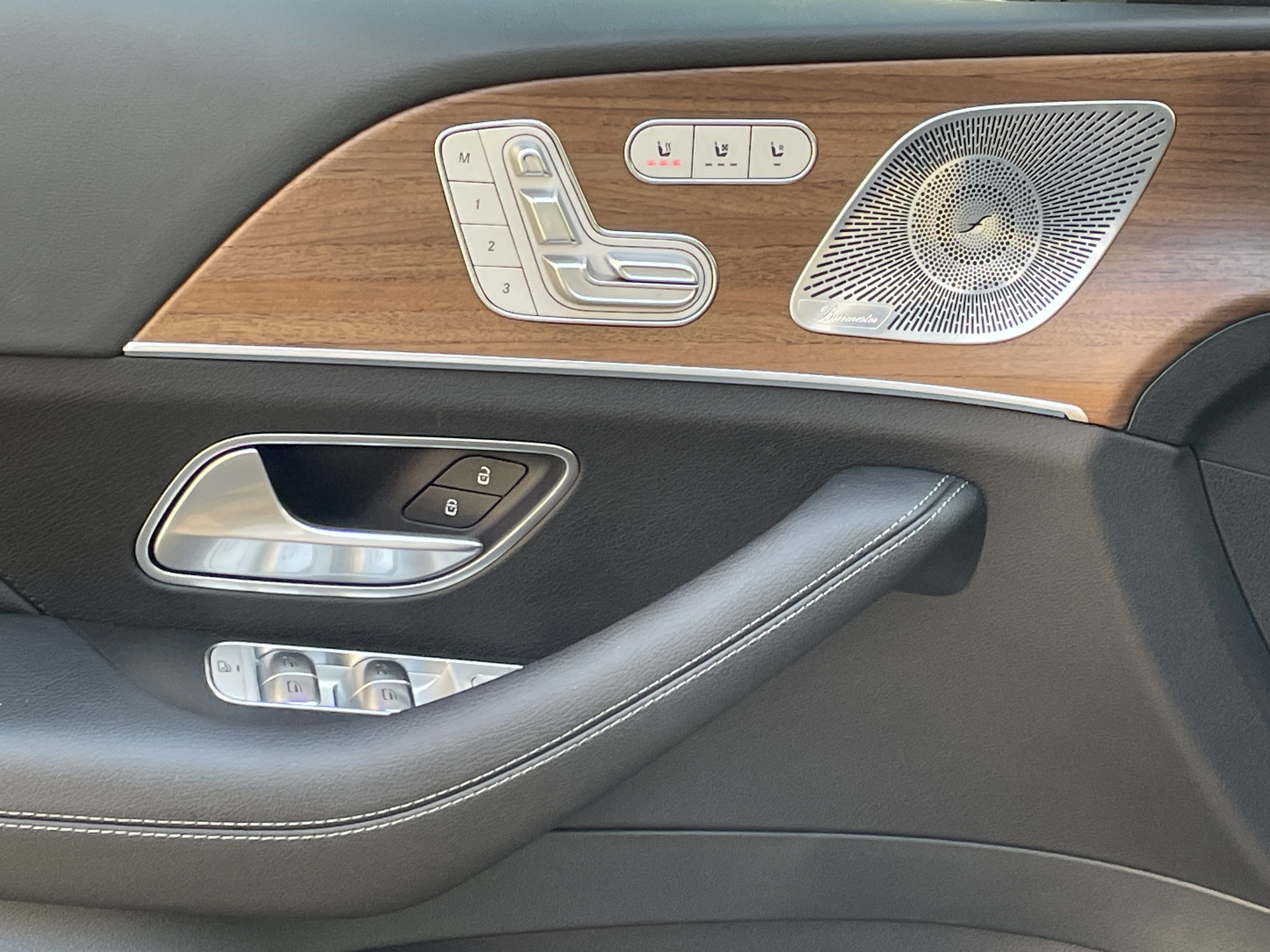 Certified 2025 Mercedes-Benz GLE 350 4MATIC image 18