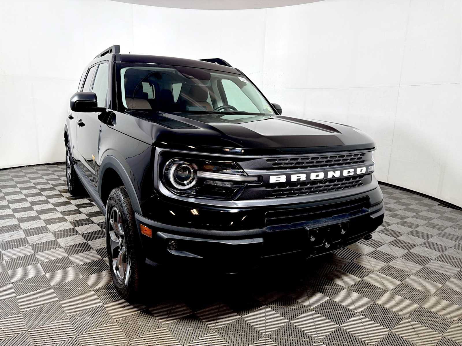 Used 2022 Ford Bronco Sport Badlands w/ Premium Package AWD/4WD image 2