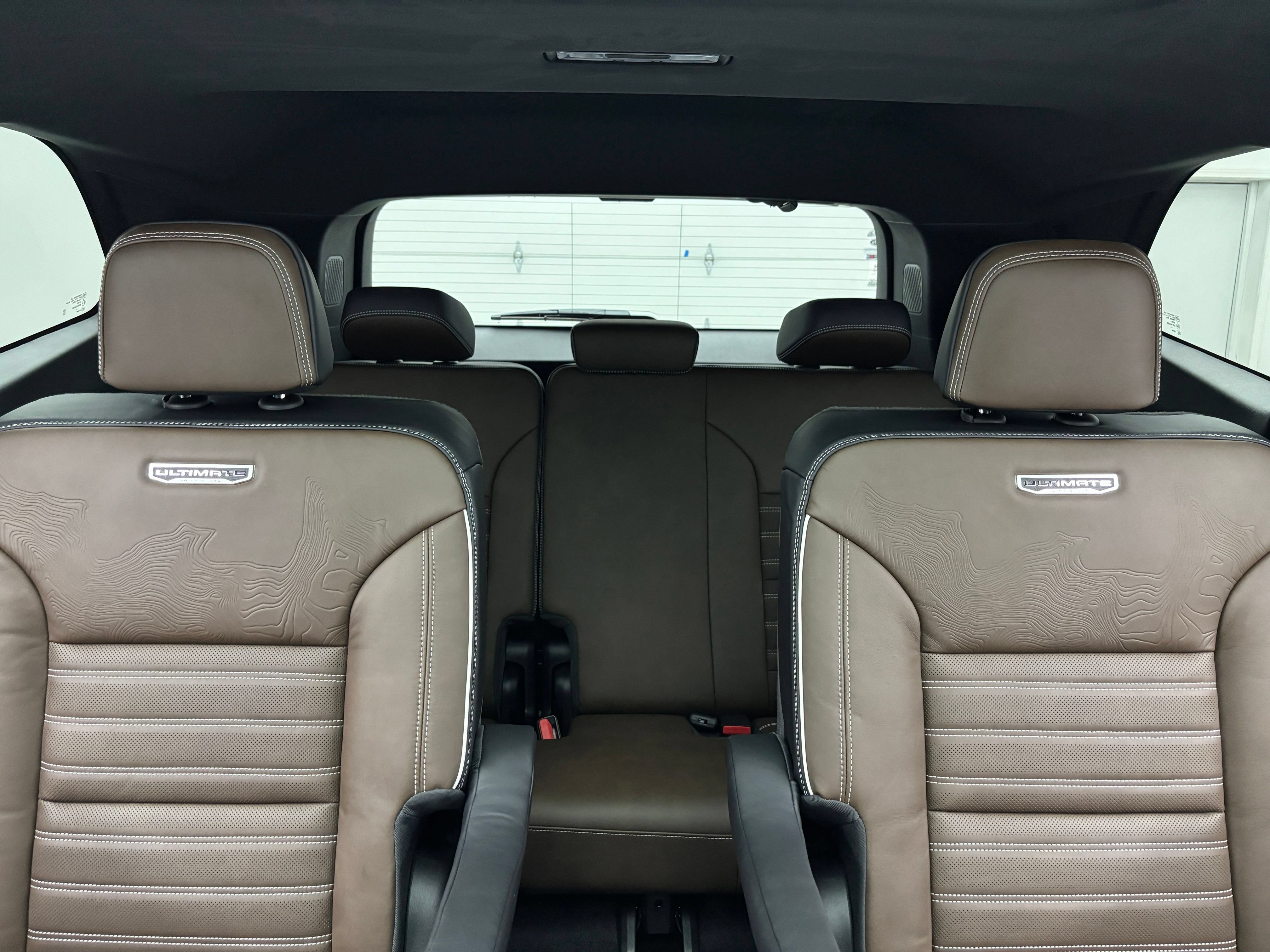 New 2027 GMC Acadia Denali Ultimate w/ LPO, Floor Liner Package AWD/4WD image 45