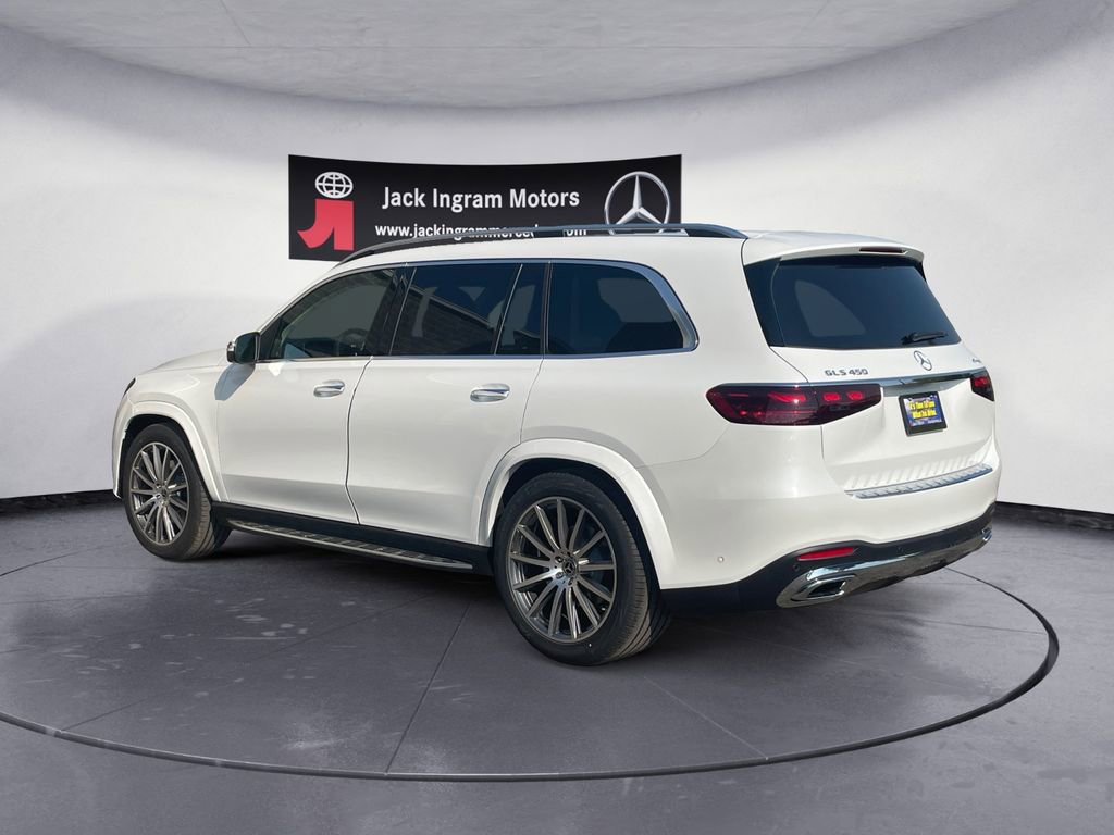 New 2026 Mercedes-Benz GLS 450 4MATIC image 3