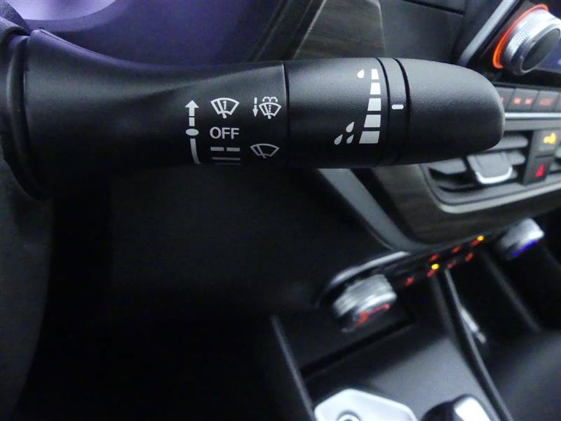 Used 2025 Nissan Altima 2.5 SV FWD image 19