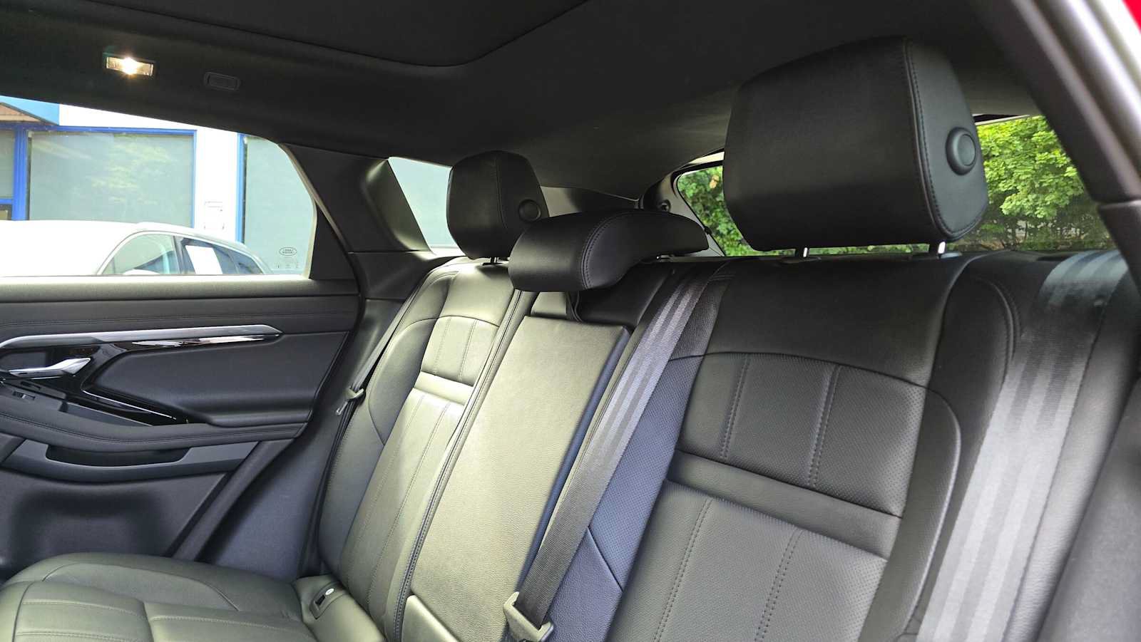 Used 2023 Land Rover Range Rover Evoque R-Dynamic SE AWD/4WD image 17
