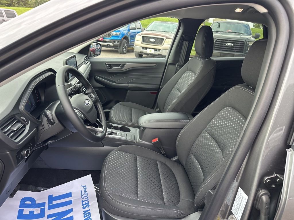 New 2026 Ford Escape Active image 17