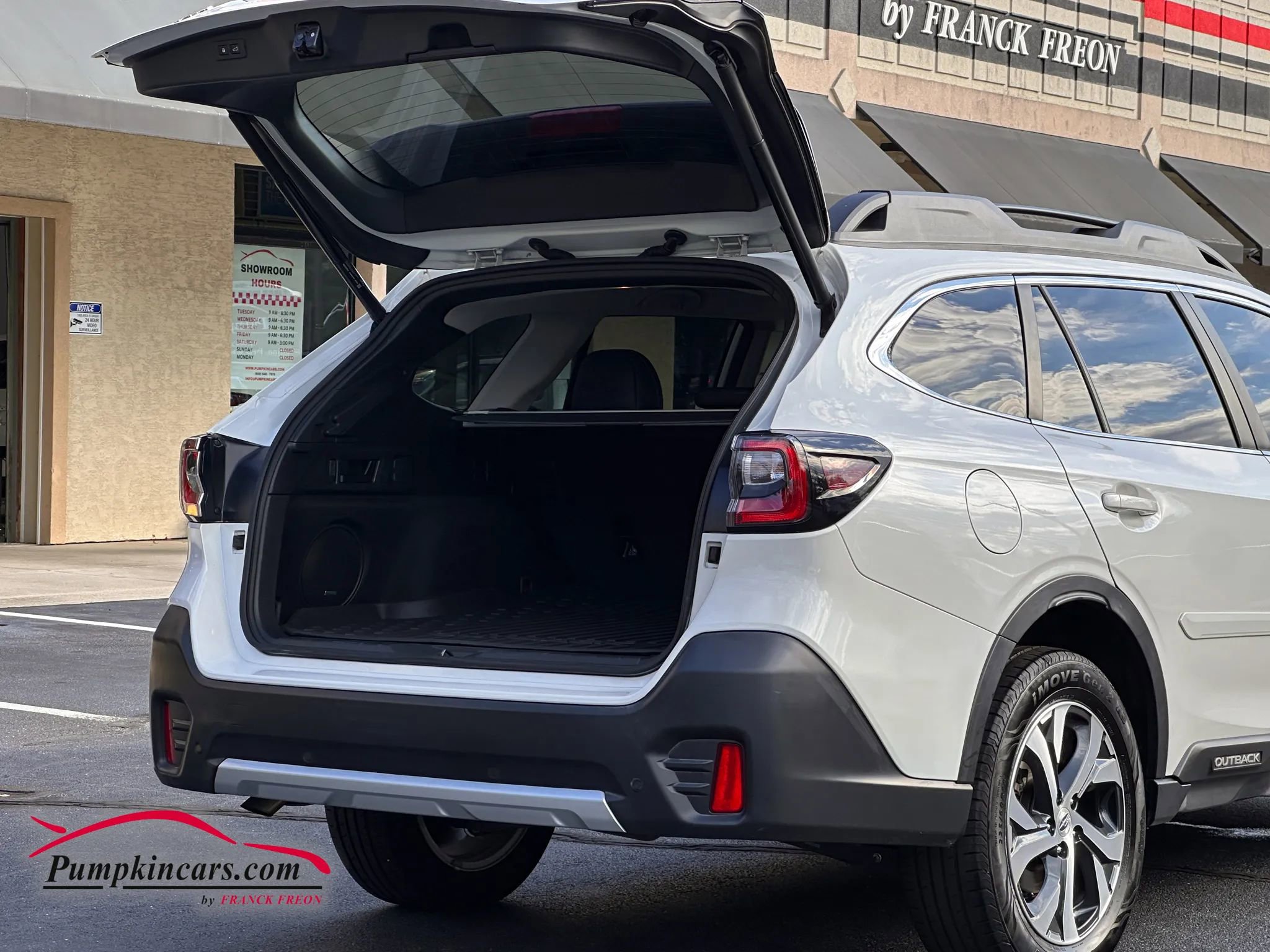 Used 2022 Subaru Outback Limited image 13