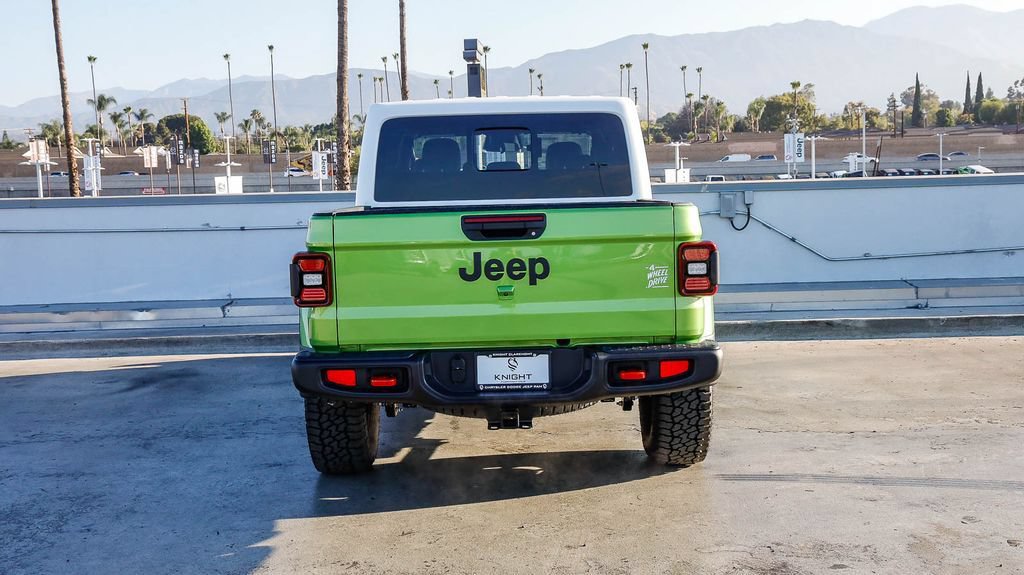 New 2026 Jeep Gladiator Rubicon w/ Whitecap Package AWD/4WD image 8