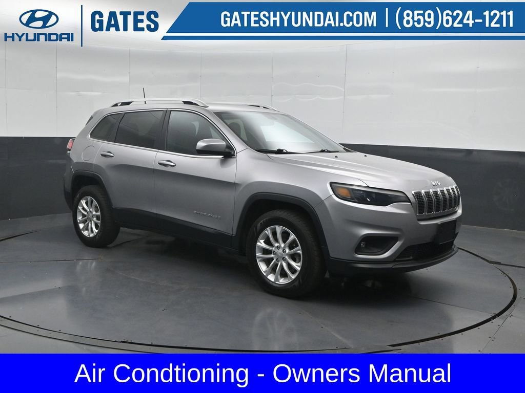 Used 2019 Jeep Cherokee Latitude w/ Popular Appearance Group AWD/4WD image 4