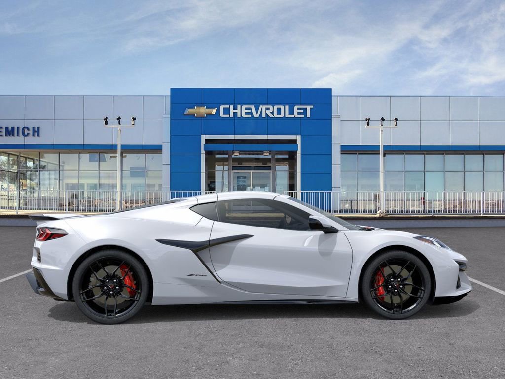 New 2026 Chevrolet Corvette Z06 w/ Stealth Interior Trim Package RWD image 7
