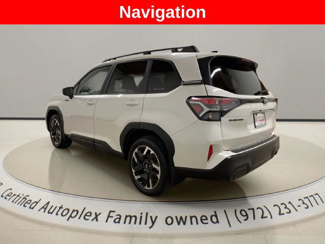 Used 2025 Subaru Forester Premium AWD/4WD image 3